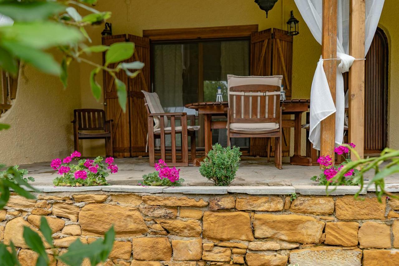 Villa Umami Makri Exterior photo