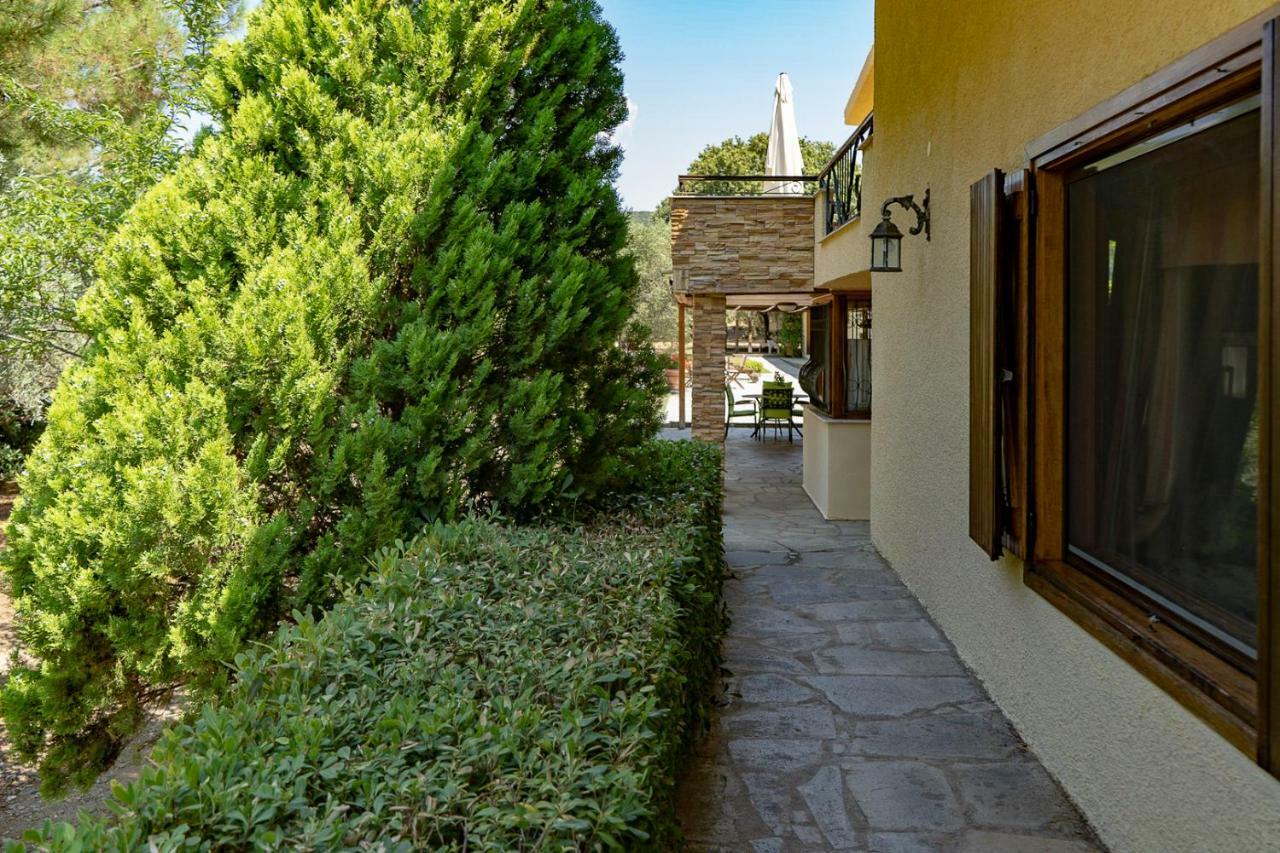 Villa Umami Makri Exterior photo